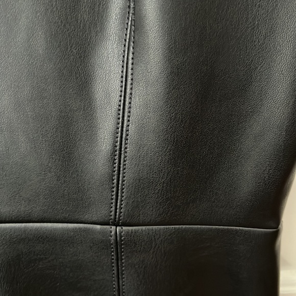 Ann Taylor black imitation leather short sleeved dress - Picture 6 of 7